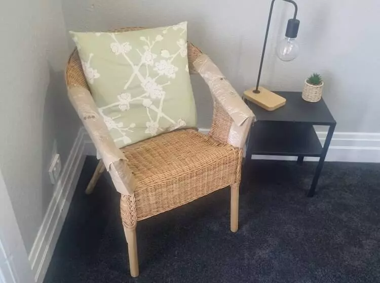 Commercial Hotel Young