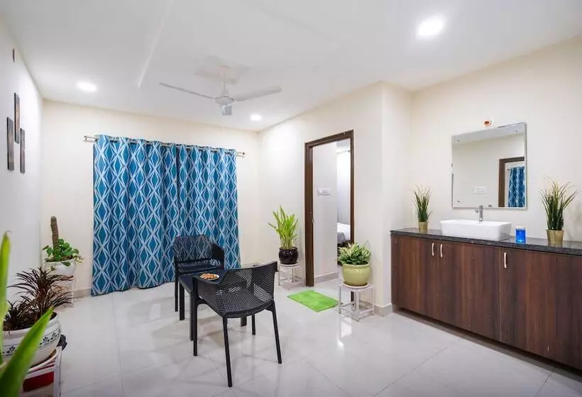 ホテル Voila At Nest