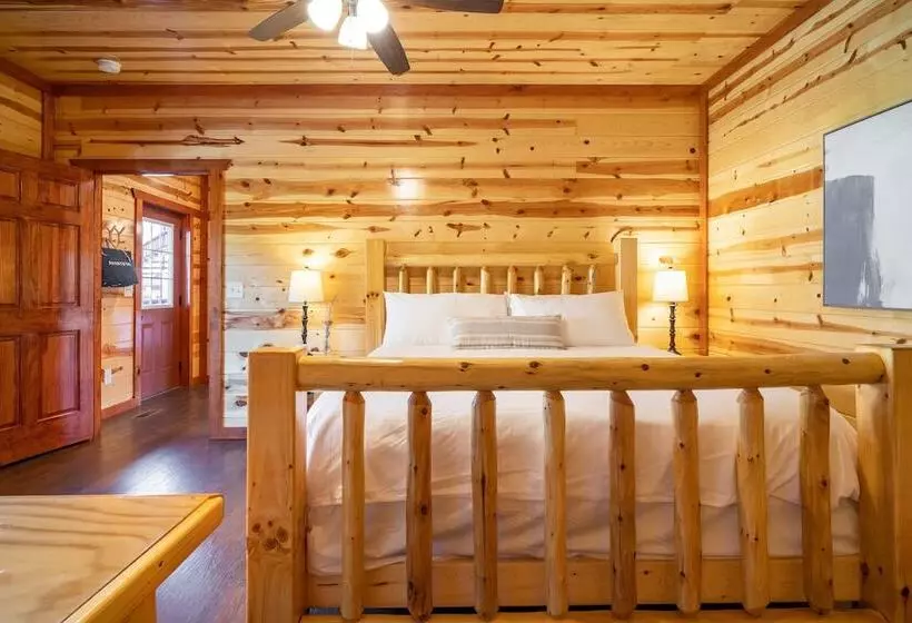 Ranger By Avantstay Huge Smokies Cabin W/ Pool