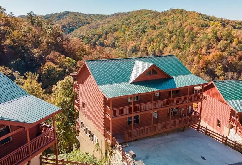 Ranger By Avantstay Huge Smokies Cabin W/ Pool