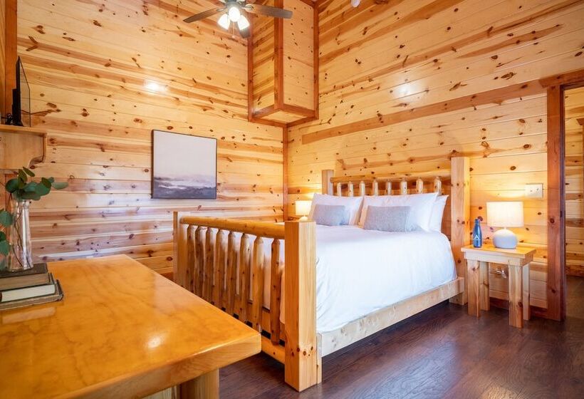 Ranger By Avantstay Huge Smokies Cabin W/ Pool