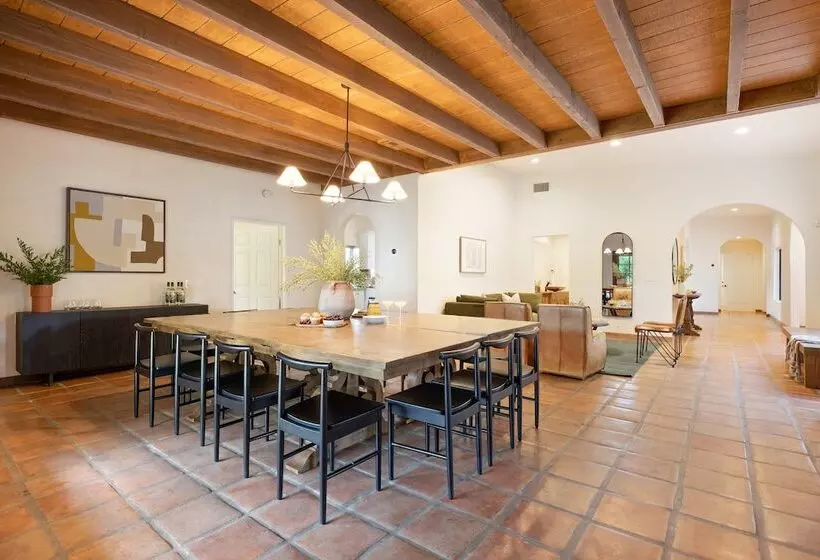 Starlight Estate By Avantstay 20 People! Architectual Mansion W/ Pool, Tennis Court, Game Room