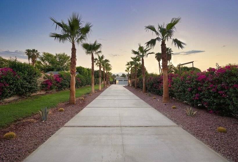 Starlight Estate By Avantstay 20 People! Architectual Mansion W/ Pool, Tennis Court, Game Room