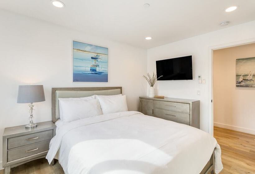 Velvet Sand I By Avantstay Steps To Newport Beach Private Rooftop W/ Outdoor Kitchen & Hot Tub!