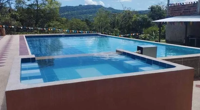 ホテル Campestre La Fuente