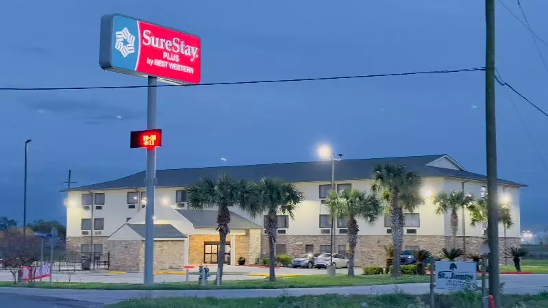 Hotelli Surestay Plus By Best Western St. James Donaldsonville