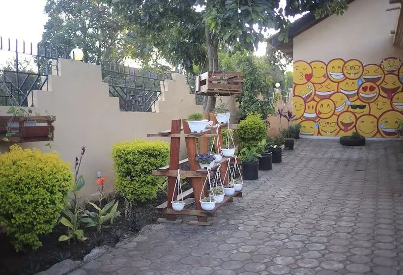 هاستل Arusha Jambo House