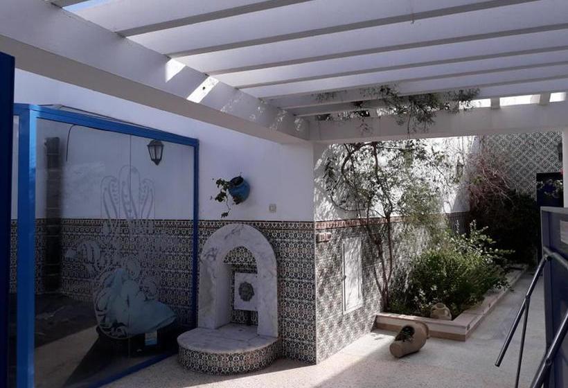 مبيت وإفطار Dar El Goulli