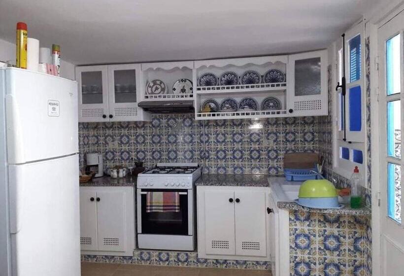 مبيت وإفطار Dar El Goulli