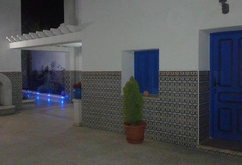 مبيت وإفطار Dar El Goulli