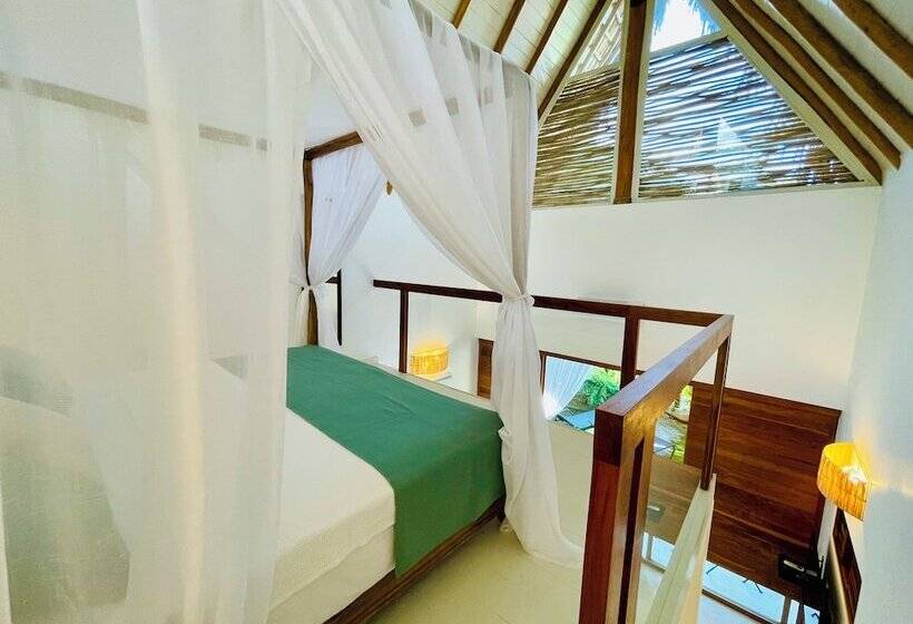 تختخواب و صبحانه Leeloo Boutique