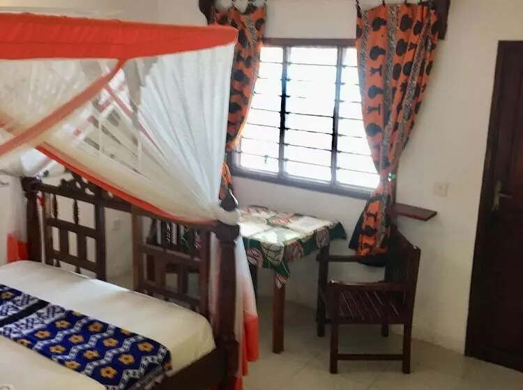 Aamiaismajoitus (B&B) Simba Beach Zanzibar