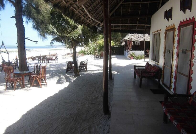 ベッドアンドブレックファースト Simba Beach Zanzibar