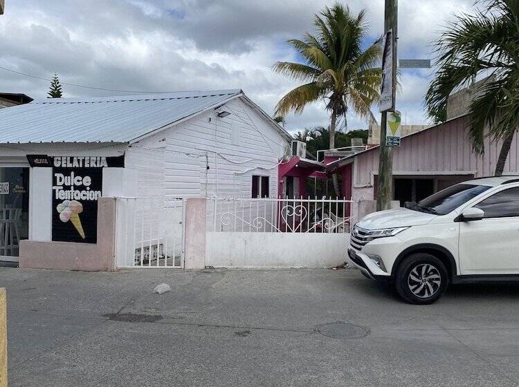 تختخواب و صبحانه Rooms Central Bayahibe