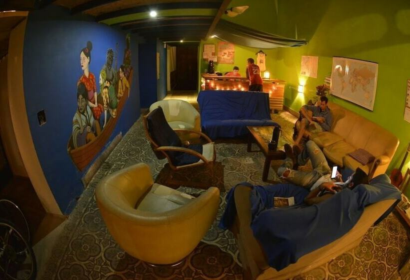 Compay Hostel Montevideo