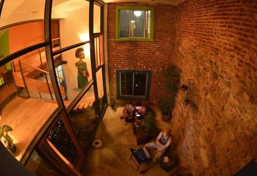 Compay Hostel Montevideo