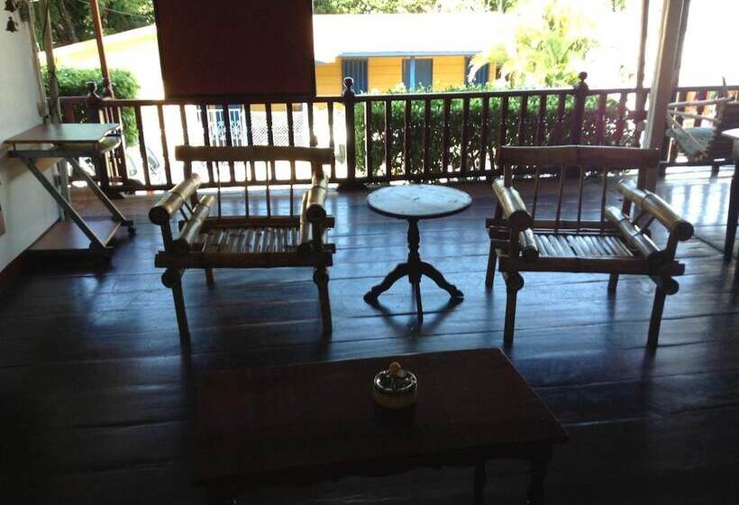 Hostel Tadeo San Juan Del Sur