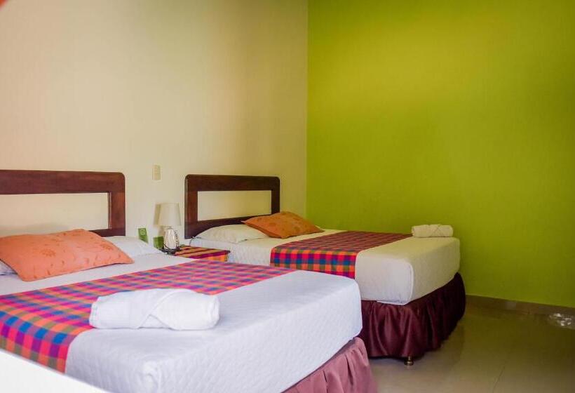 هتل De Campo Villa De Ada