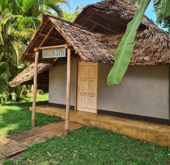 هتل Honey Badger Lodge