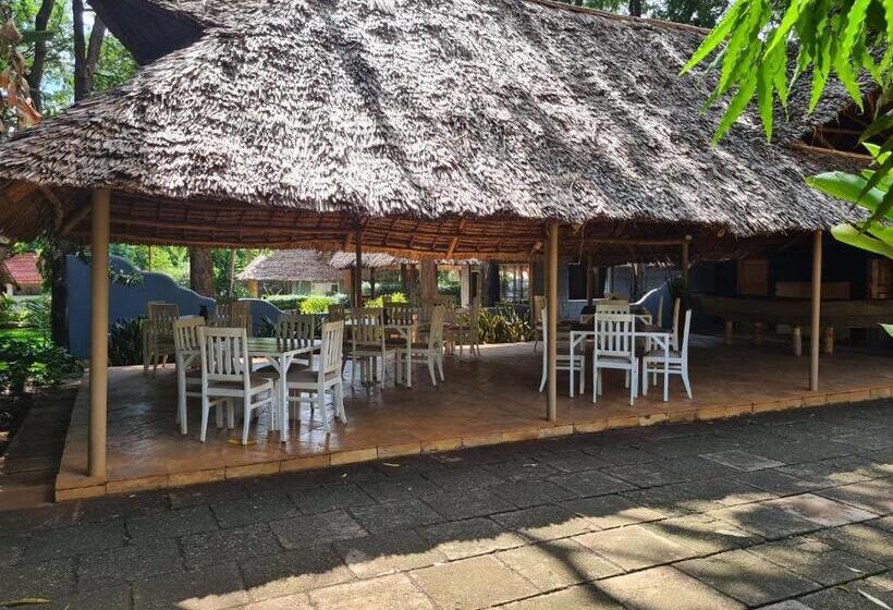 هتل Honey Badger Lodge