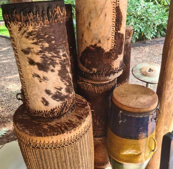 هتل Honey Badger Lodge