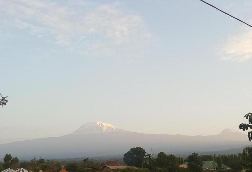 هتل Honey Badger Lodge