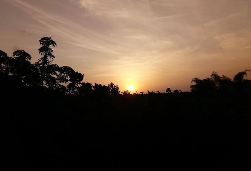 هتل Hôtel Parc Résidence