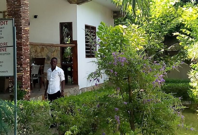 هتل Hôtel Parc Résidence