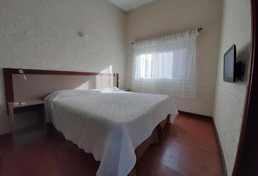 Hotel Juana De Ibarbourou