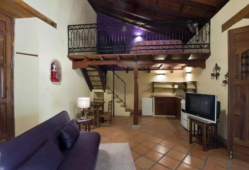 هتل La Pérgola