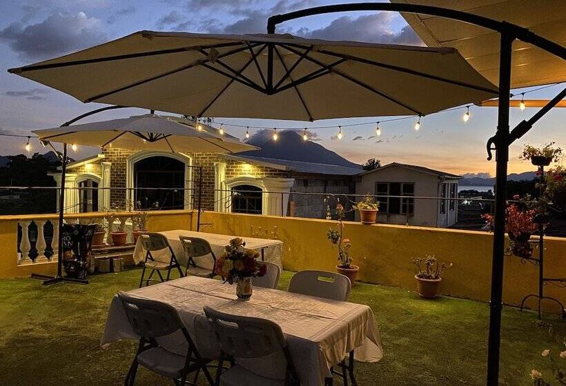 هتل Los Angeles Panajachel