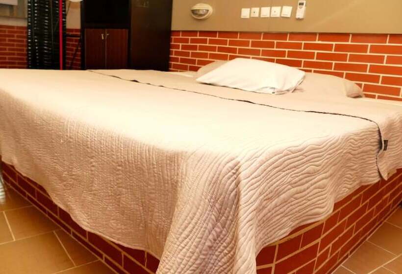 هتل Résidence Hôtelière Océane