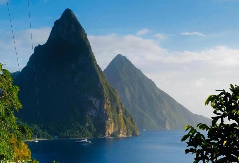 هتل Tet Rouge Resort