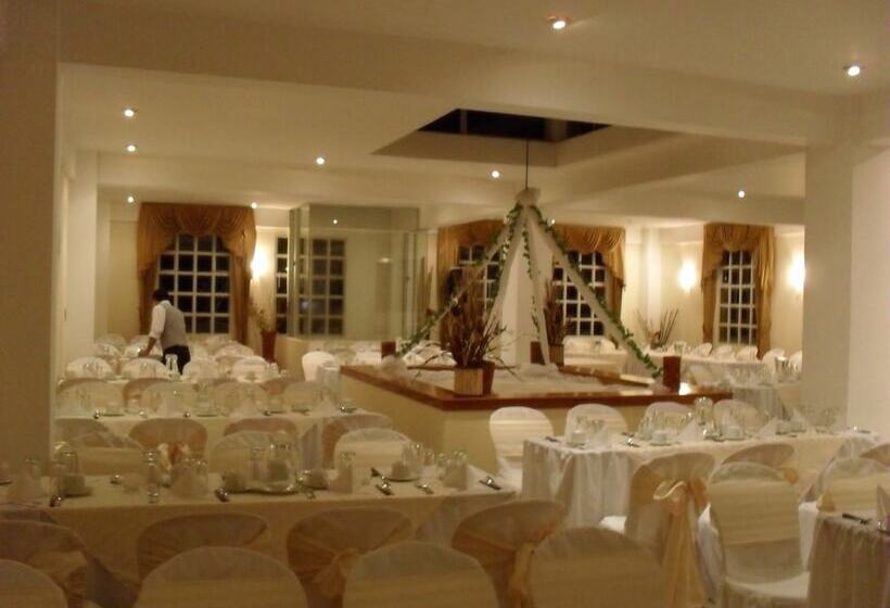 בית מלון כפרי Mayaland