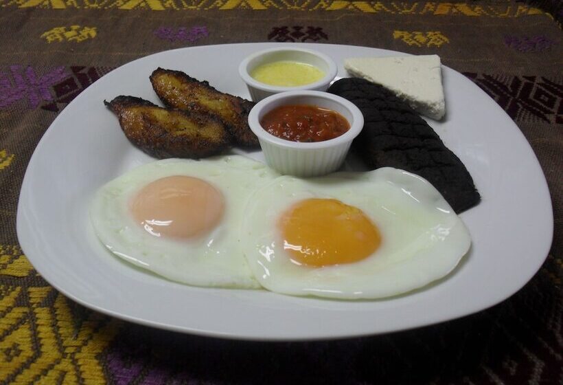 בית מלון כפרי Mayaland