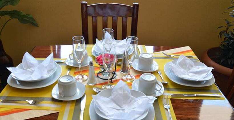 בית מלון כפרי Mayaland