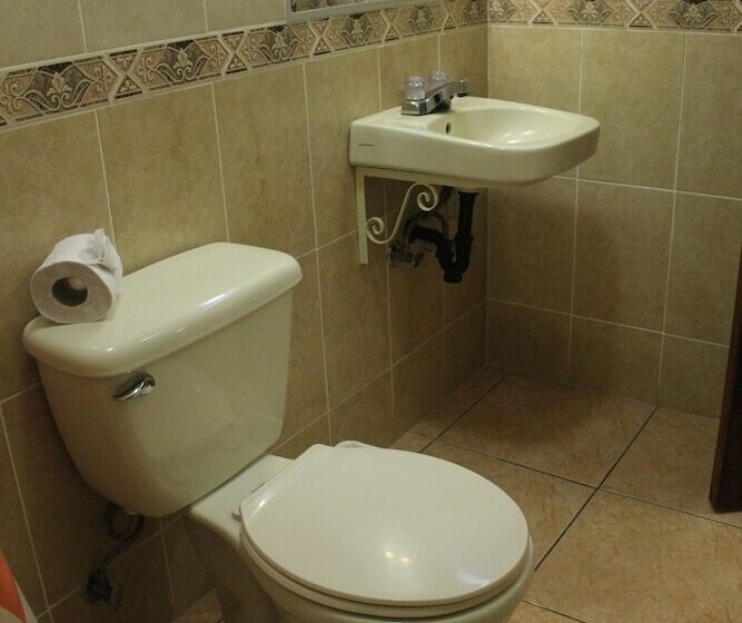 בית מלון כפרי Mayaland