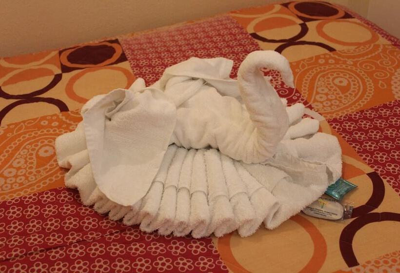 בית מלון כפרי Mayaland