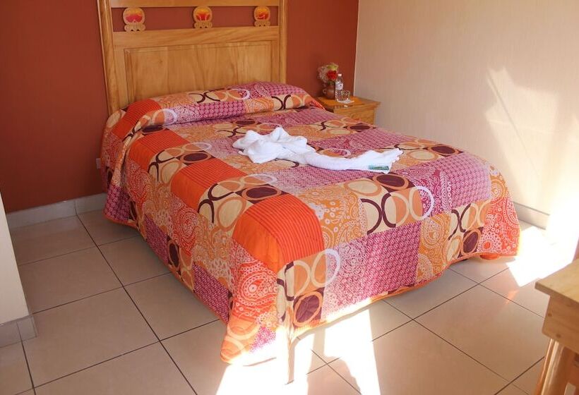 בית מלון כפרי Mayaland