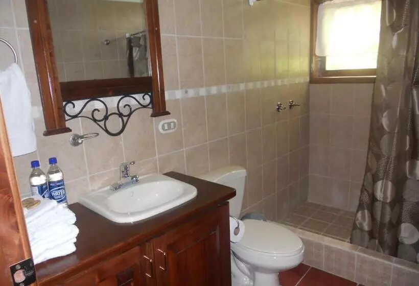 استراحتگاه Atitlan Villas