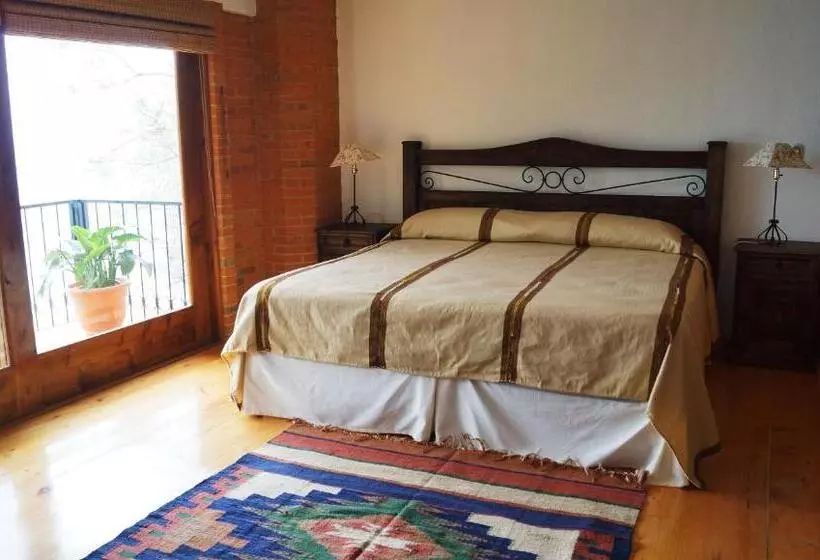 استراحتگاه Atitlan Villas