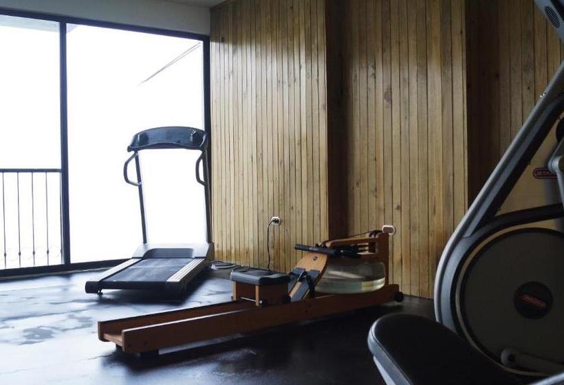 استراحتگاه Atitlan Villas