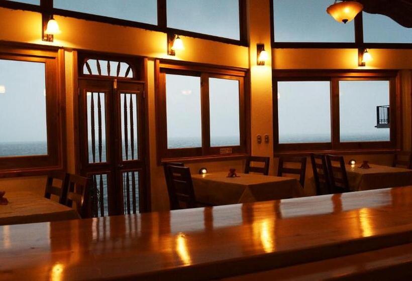 استراحتگاه Atitlan Villas