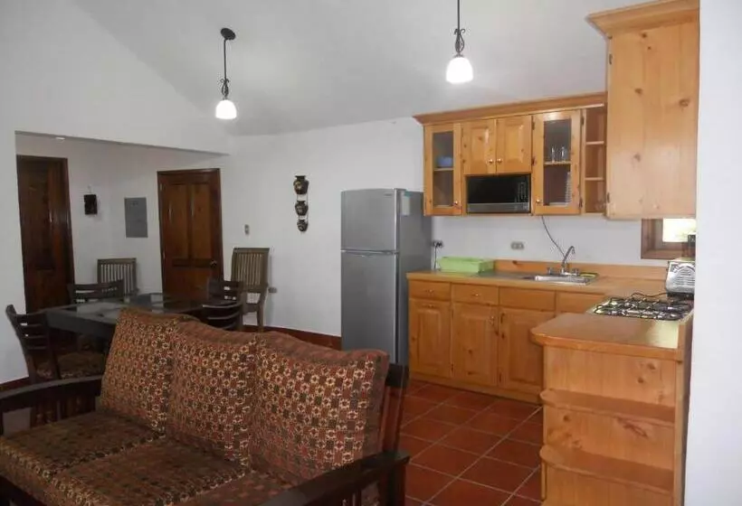 استراحتگاه Atitlan Villas
