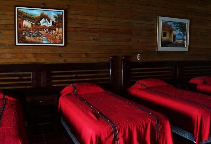 استراحتگاه Atitlan Villas