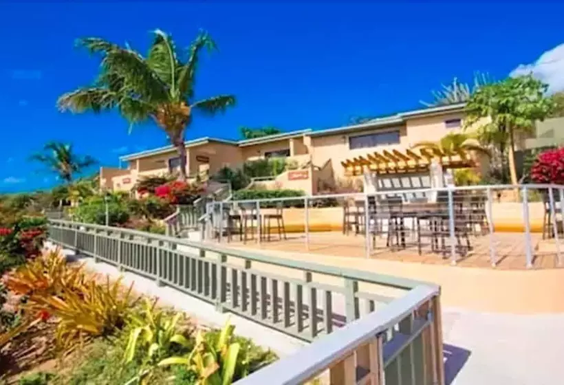 استراحتگاه Lindbergh Bay