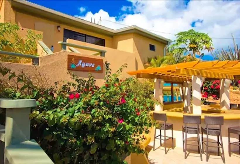 استراحتگاه Lindbergh Bay