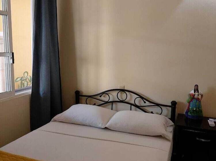 بنسيون La Casa De Los Soles