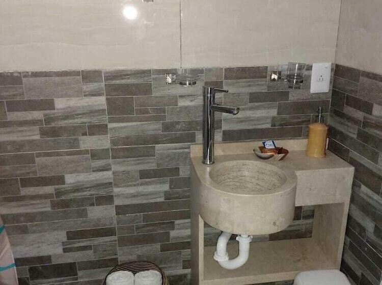 بنسيون La Casa De Los Soles