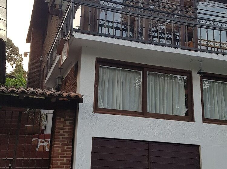 بنسيون Condominio La Montaña